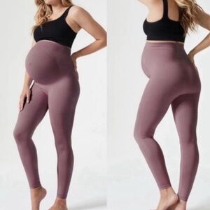 BLANQI Maternity Leggings in Mauve
